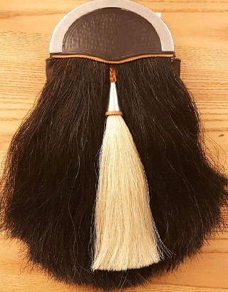 NEW HAND STITCHED HORSEHAIR SPORRAN WITH HIGHLANDER EGYPT CANTLE