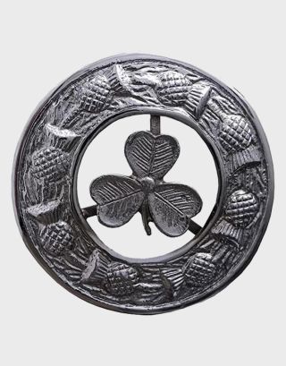 Shamrock Fly Plaid Brooch